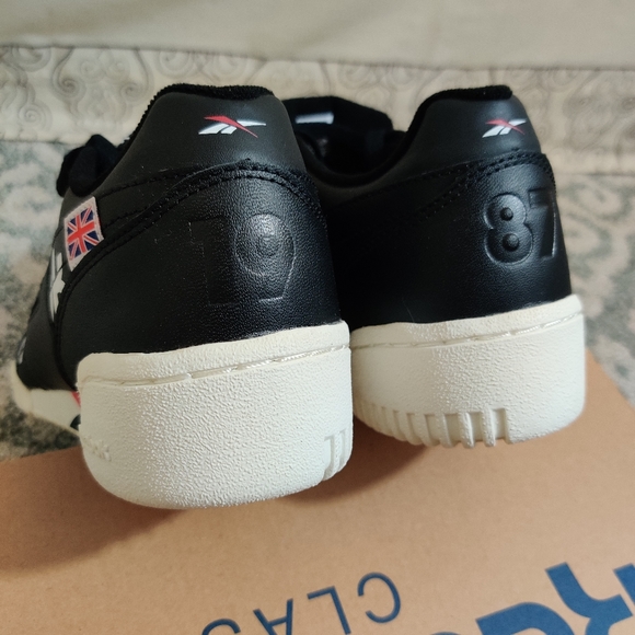 REEBOK NWT Classic The Alter Icons Black & White UK London Flag Platform Shoes - Picture 6 of 11